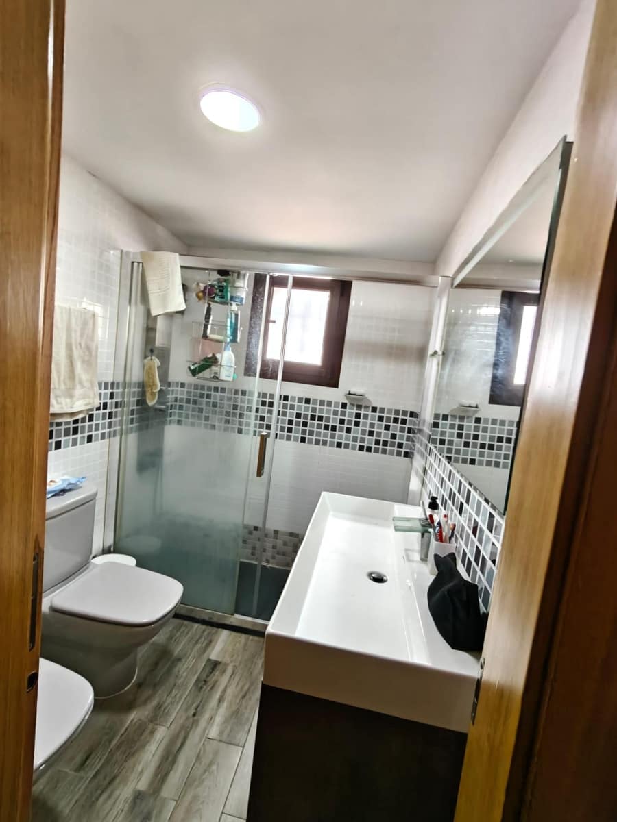 4 bedroom Flat for sale in Riviera del Sol with pool - € 385,000 (Ref: 9840934)