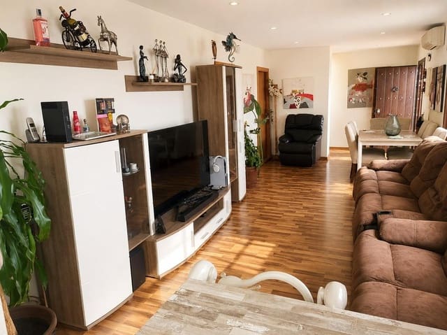4 makuuhuone Asunto myytävänä paikassa Riviera del Sol, Mijas mukana uima-altaan - 385 000 € (Ref: 9840934)