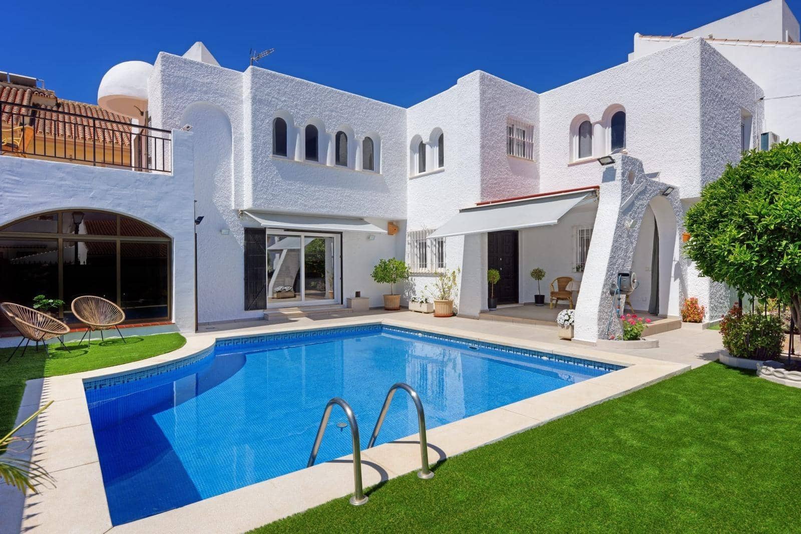 3 chambre Villa/Maison à vendre à Fuengirola avec piscine garage - 899 000 € (Ref: 9843464)