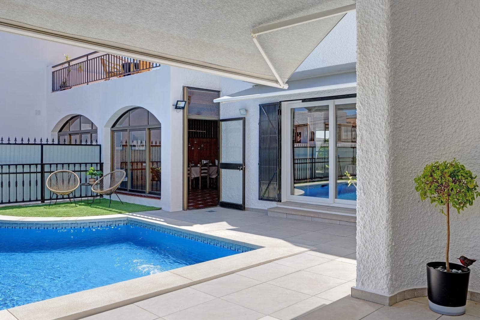 3 chambre Villa/Maison à vendre à Fuengirola avec piscine garage - 899 000 € (Ref: 9843464)