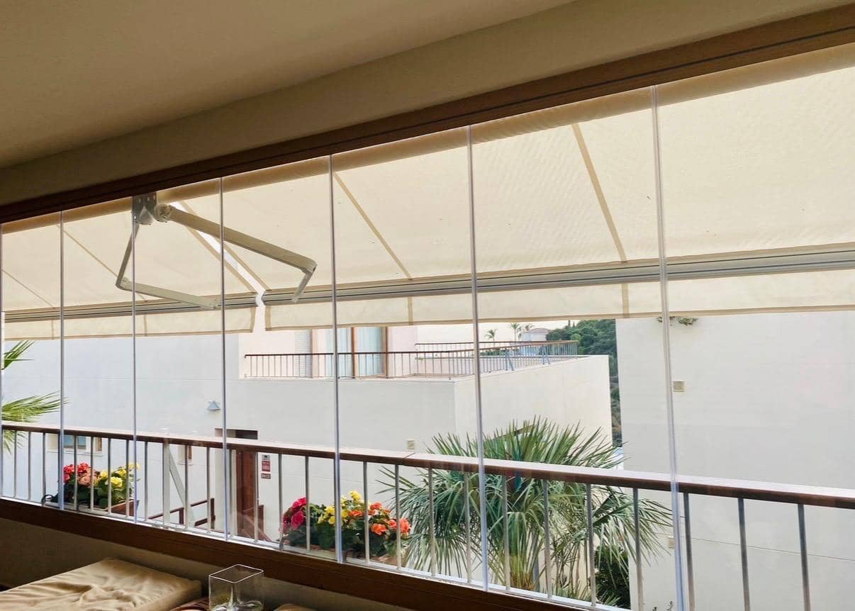 3 soveværelse Lejlighed til salg i Los Monteros med swimmingpool garage - € 670.000 (Ref: 9843465)