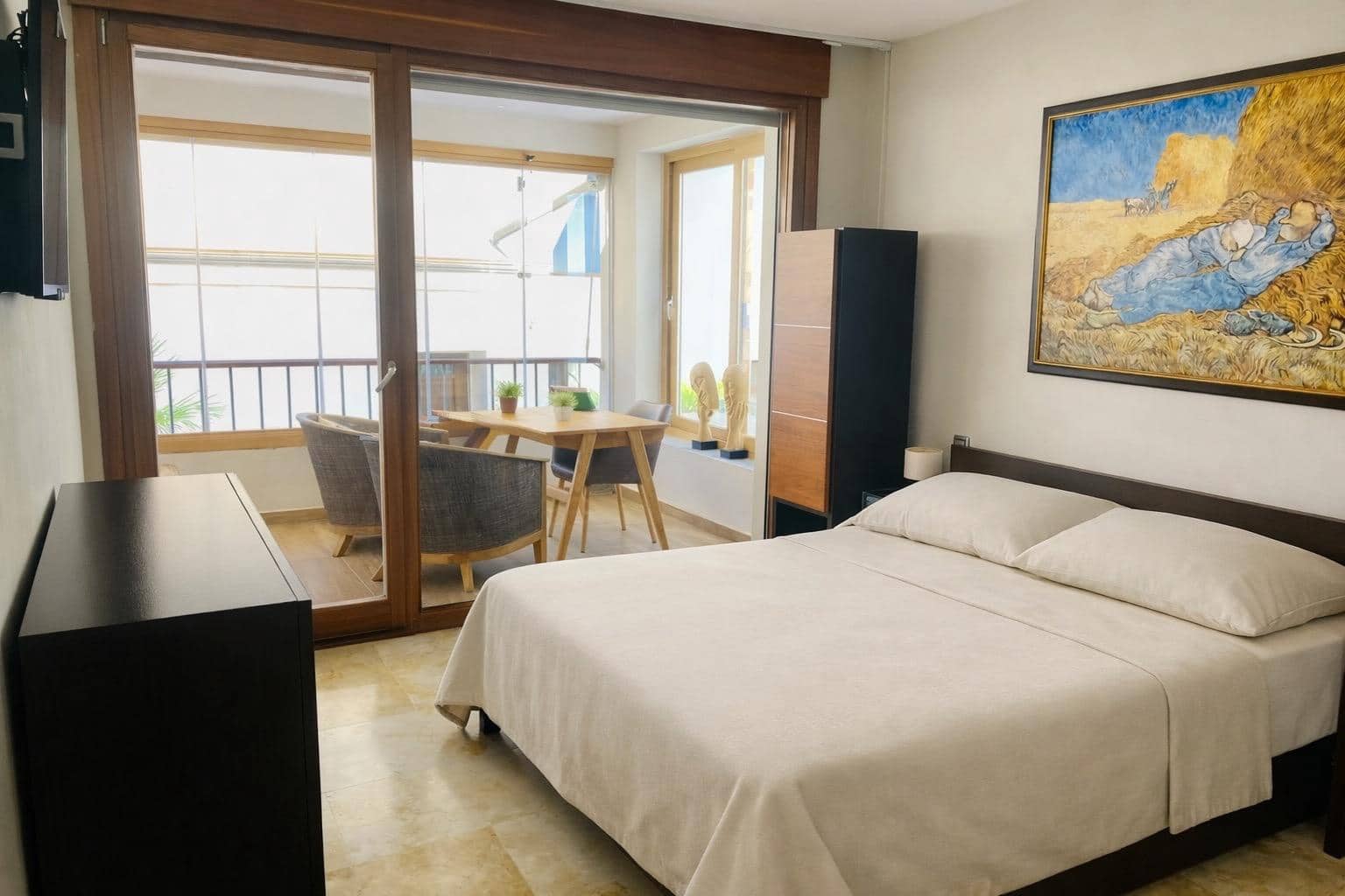 3 soveværelse Lejlighed til salg i Los Monteros med swimmingpool garage - € 670.000 (Ref: 9843465)