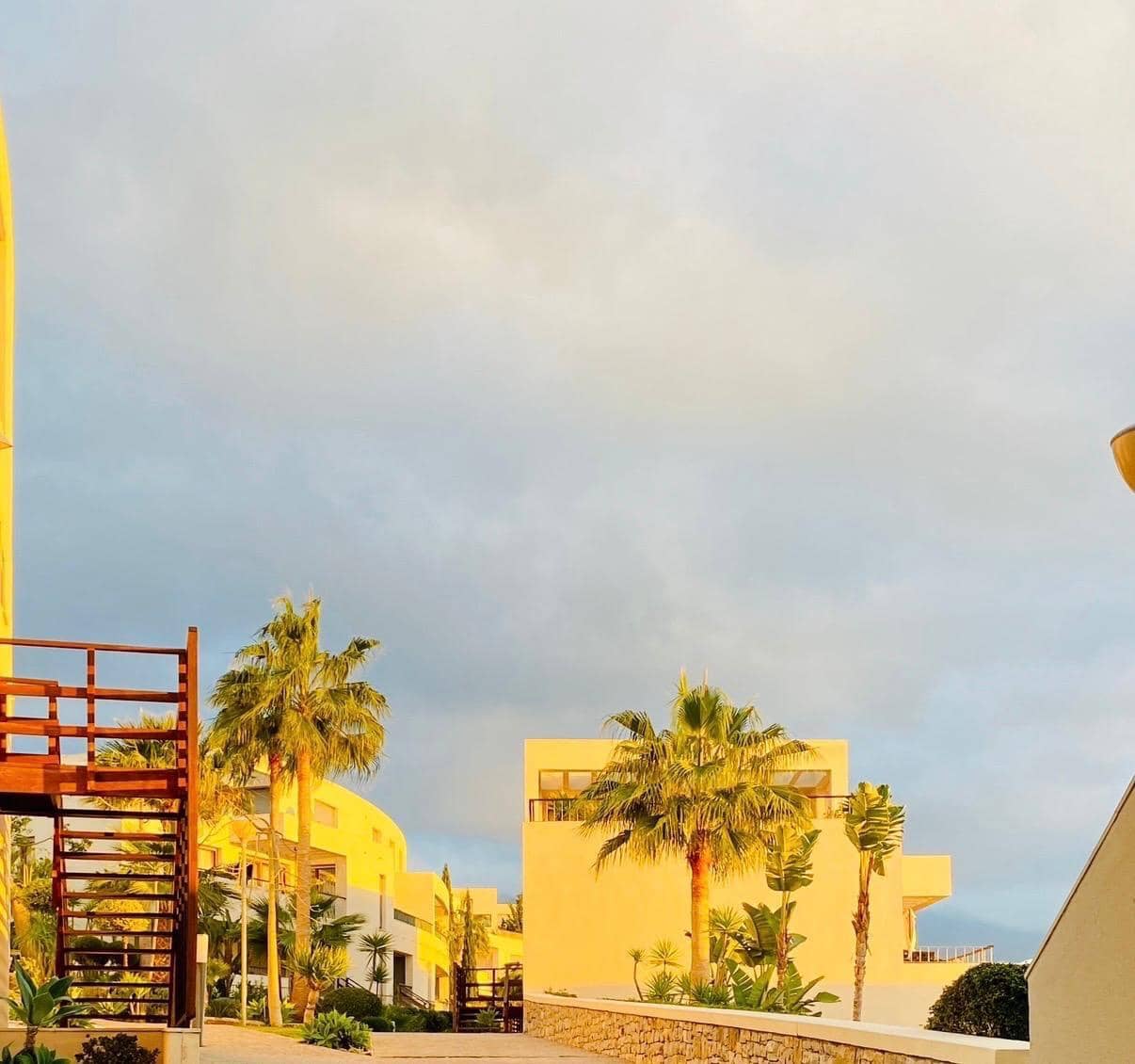 3 soveværelse Lejlighed til salg i Los Monteros med swimmingpool garage - € 670.000 (Ref: 9843465)