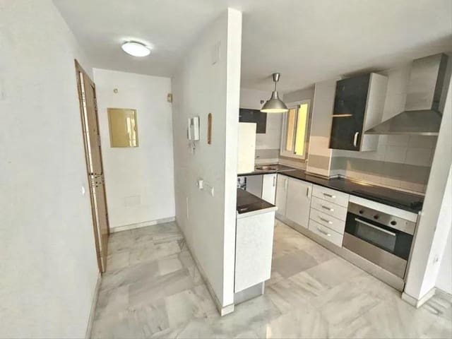 1 sovrum Lägenhet till salu i Las Cañadas, Mijas med garage - 225 000 € (Ref: 9851845)