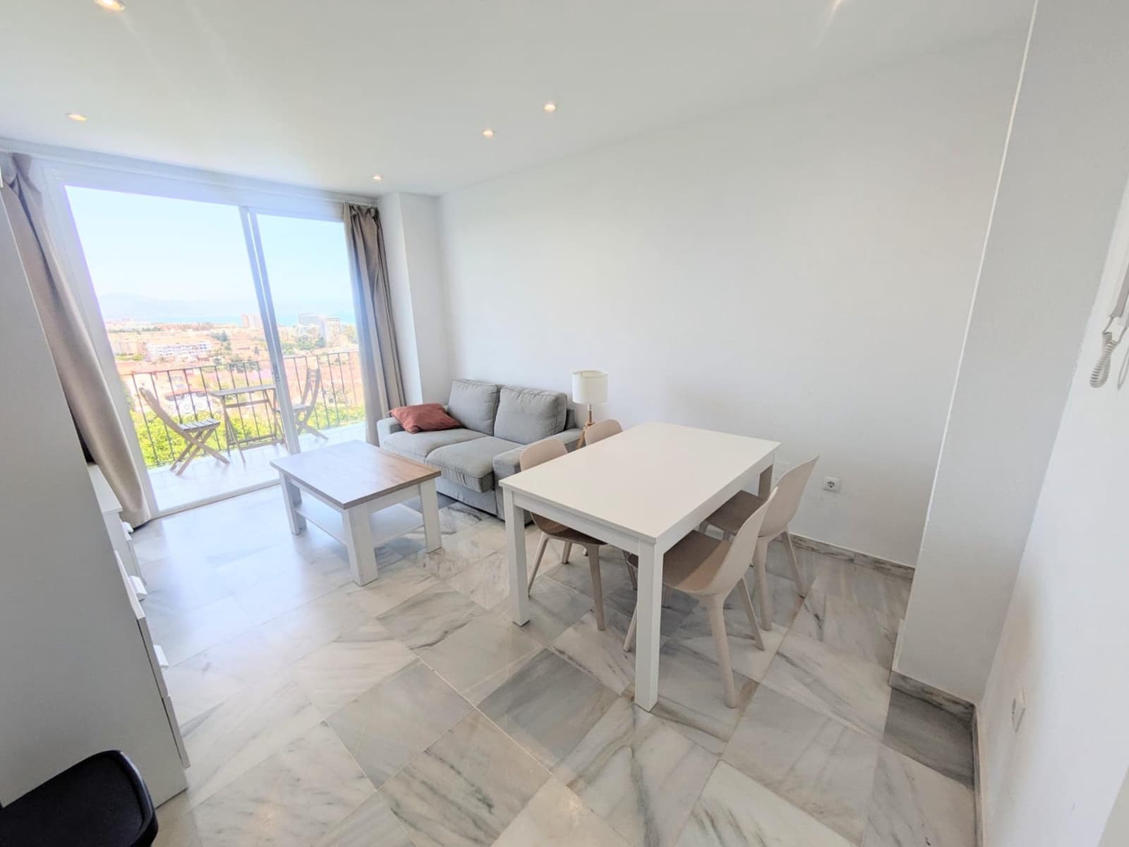 1 sovrum Lägenhet till salu i Torremolinos - 240 000 € (Ref: 9867079)