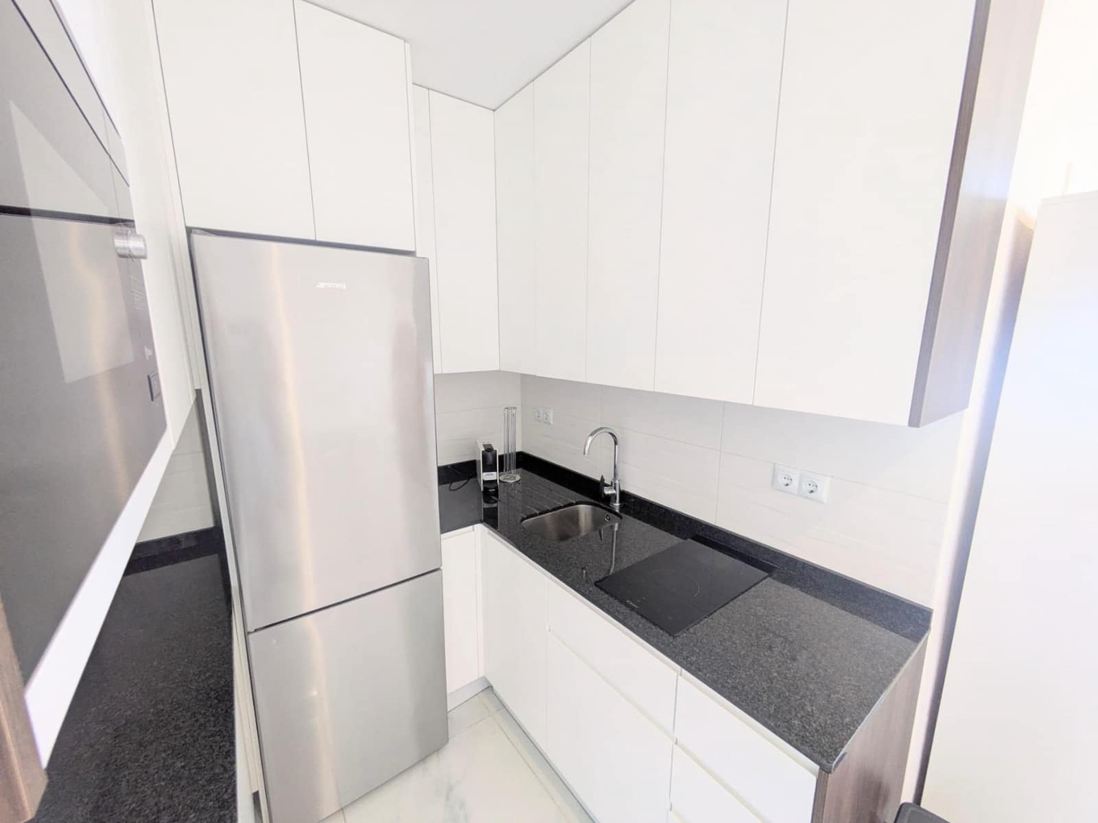 1 sovrum Lägenhet till salu i Torremolinos - 240 000 € (Ref: 9867079)