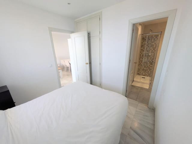 1 sovrum Lägenhet till salu i Torremolinos - 240 000 € (Ref: 9867079)