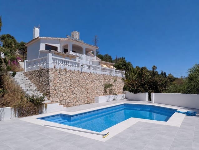 3 soverom Villa til salgs i Benalmádena med svømmebasseng - € 970 000 (Ref: 9878930)