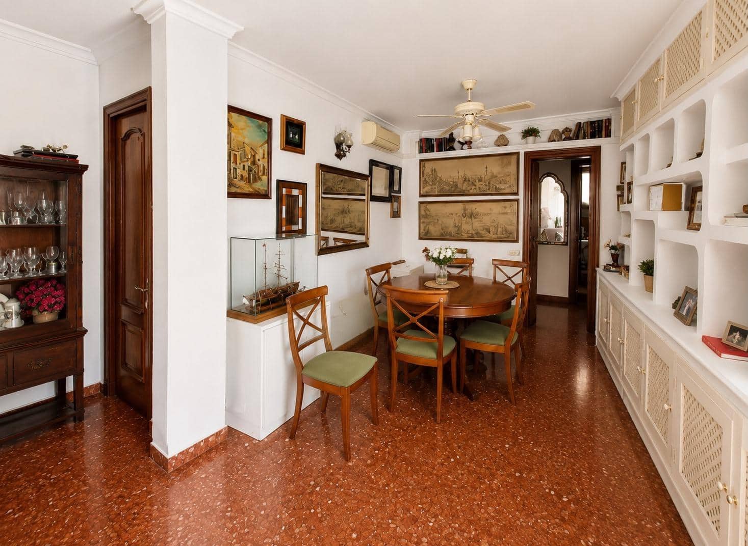4 makuuhuone Kattohuoneisto myytävänä paikassa Malaga kaupunki - 594 000 € (Ref: 9878931)