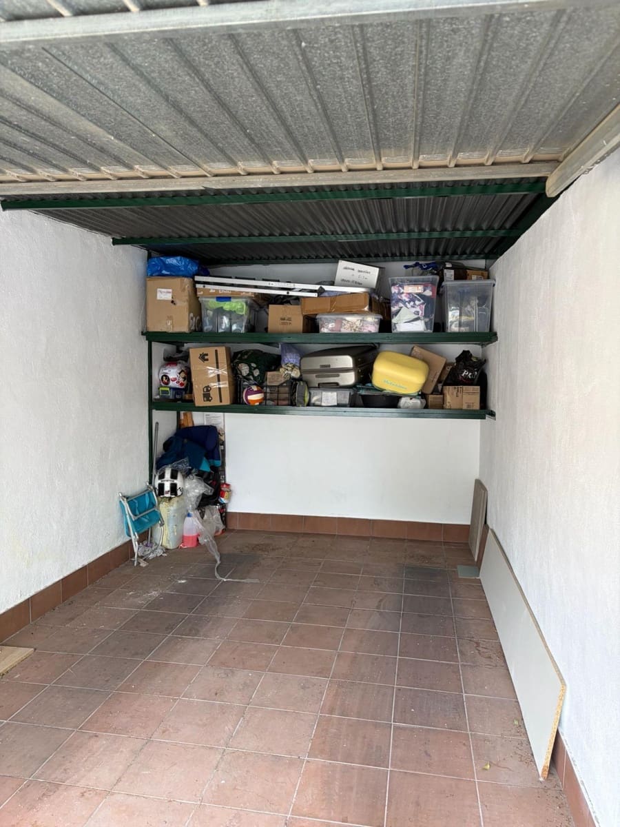 3 makuuhuone Huoneisto myytävänä paikassa Fuengirola mukana 
autotalli - 380 000 € (Ref: 9878932)