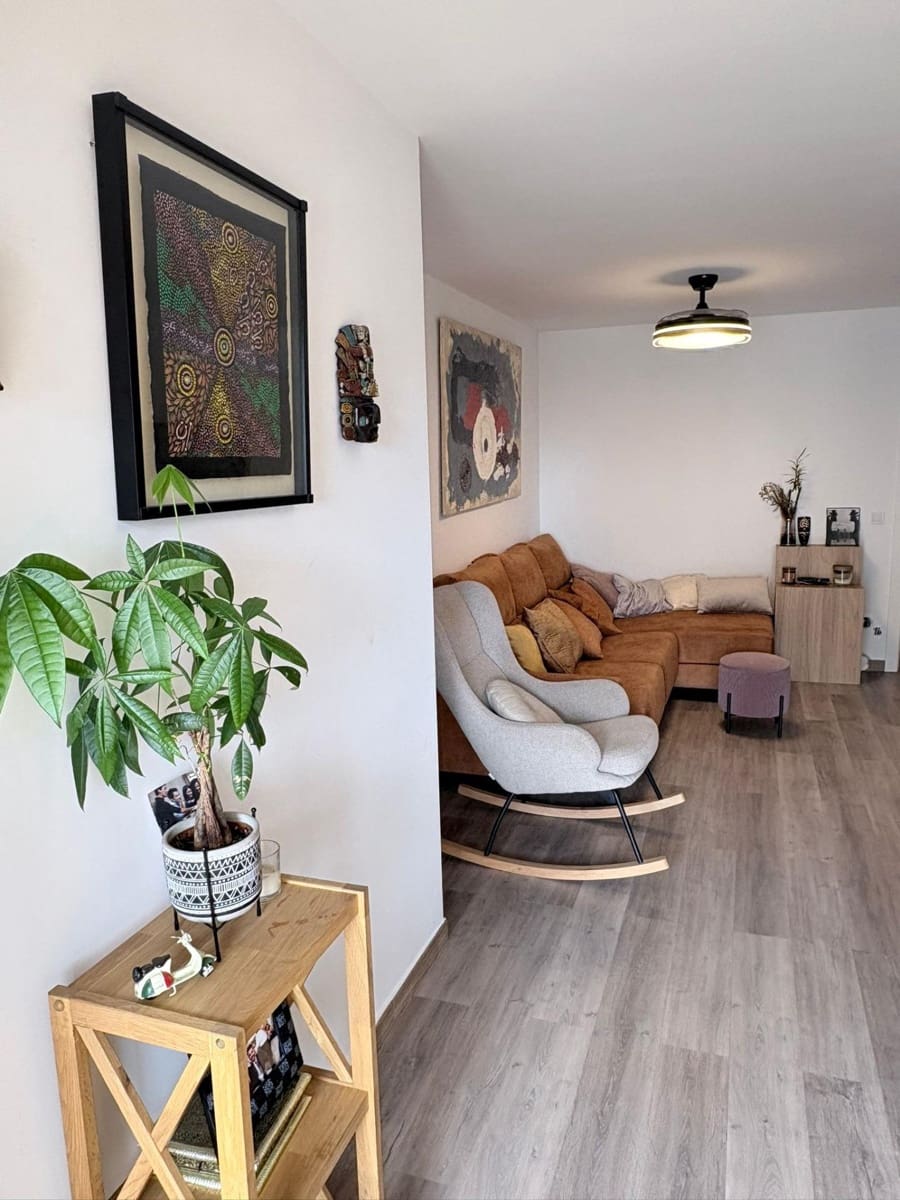 3 makuuhuone Huoneisto myytävänä paikassa Fuengirola mukana 
autotalli - 380 000 € (Ref: 9878932)