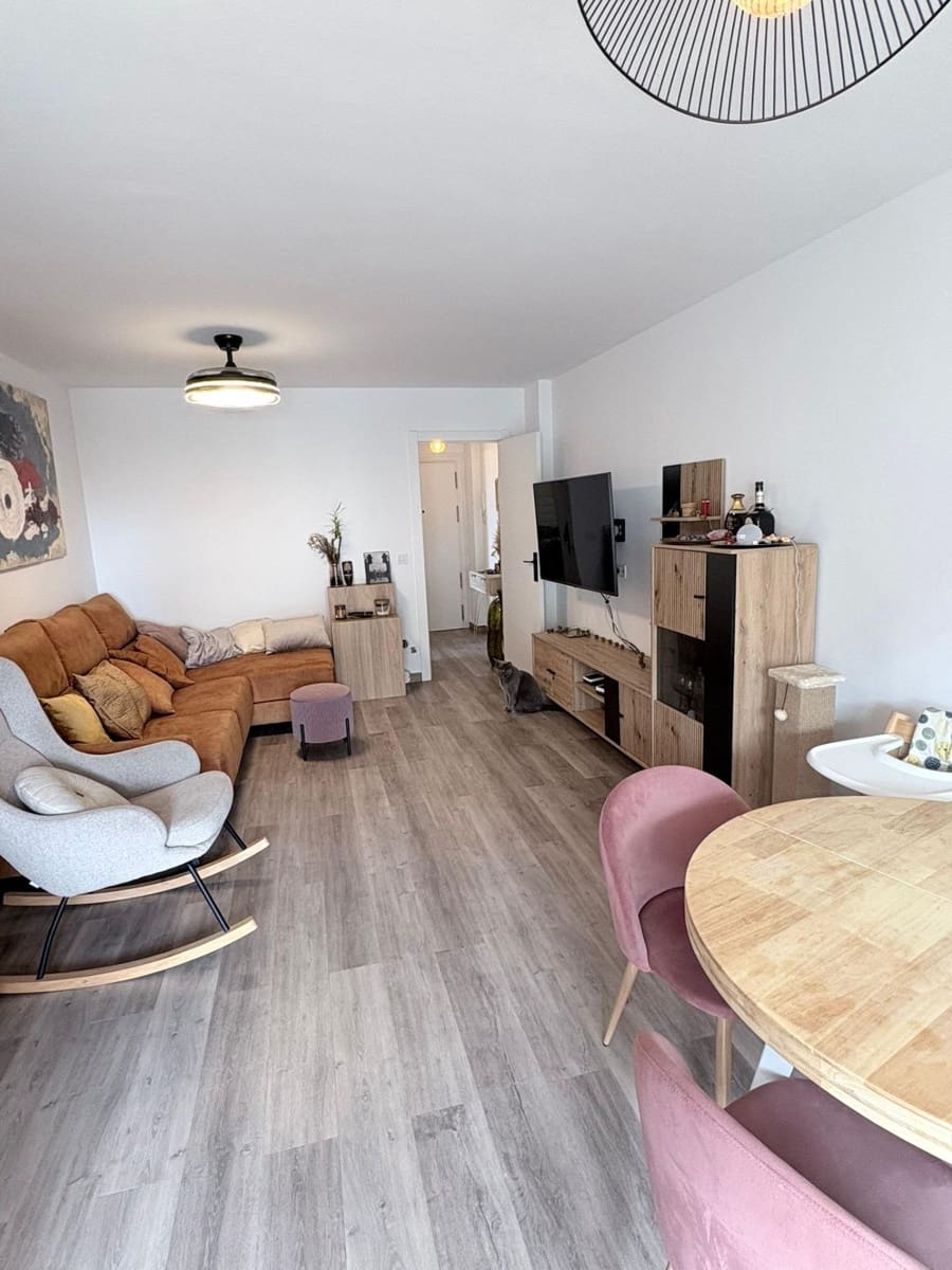 3 makuuhuone Huoneisto myytävänä paikassa Fuengirola mukana 
autotalli - 380 000 € (Ref: 9878932)