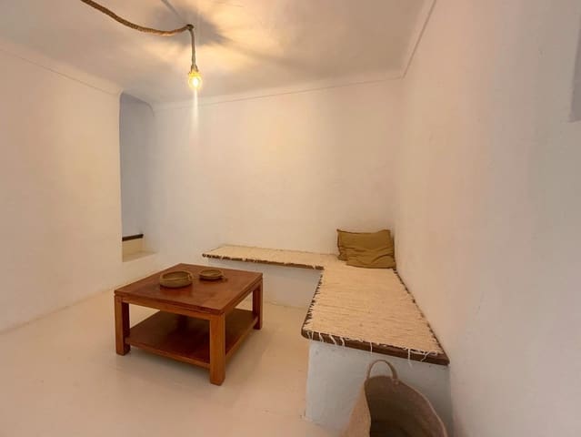 3 bedroom Finca/Country House for sale in Villanueva de Algaidas with garage - € 179,000 (Ref: 9892439)