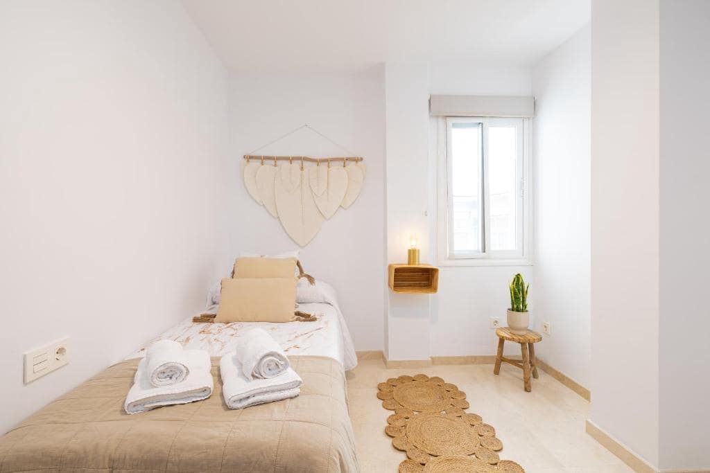 4 makuuhuone Asunto myytävänä paikassa Fuengirola - 495 000 € (Ref: 9896396)