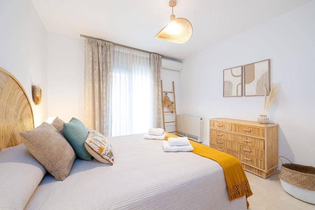 4 makuuhuone Asunto myytävänä paikassa Fuengirola - 495 000 € (Ref: 9896396)