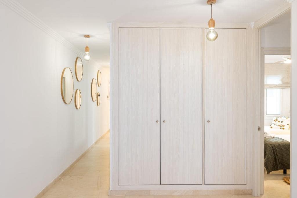 4 makuuhuone Asunto myytävänä paikassa Fuengirola - 495 000 € (Ref: 9896396)