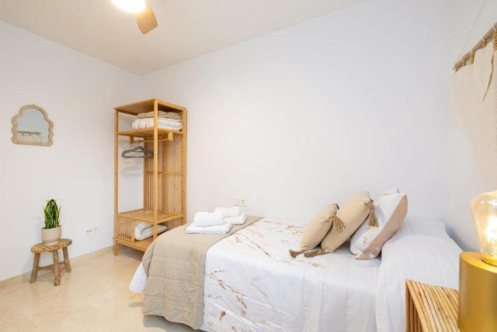 4 makuuhuone Asunto myytävänä paikassa Fuengirola - 495 000 € (Ref: 9896396)