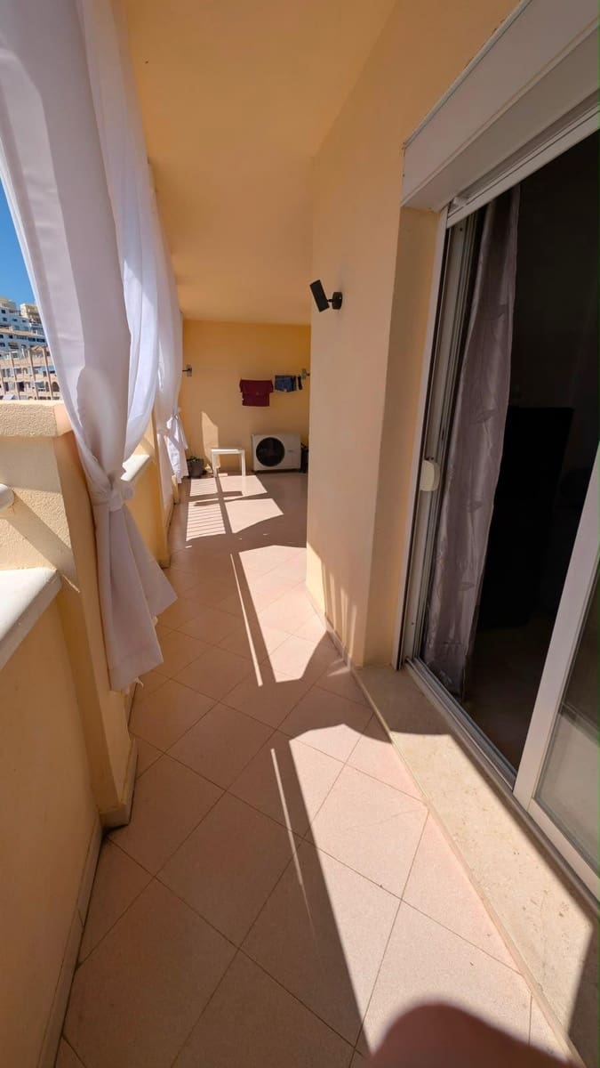 2 sovrum Lägenhet till salu i Torrequebrada med pool garage - 336 000 € (Ref: 9908078)