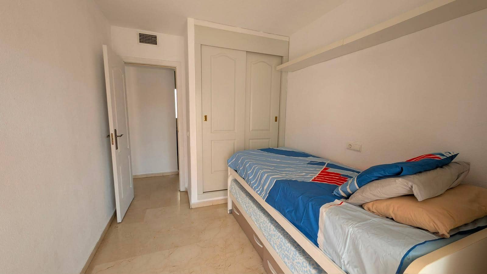 2 sovrum Lägenhet till salu i Torrequebrada med pool garage - 336 000 € (Ref: 9908078)