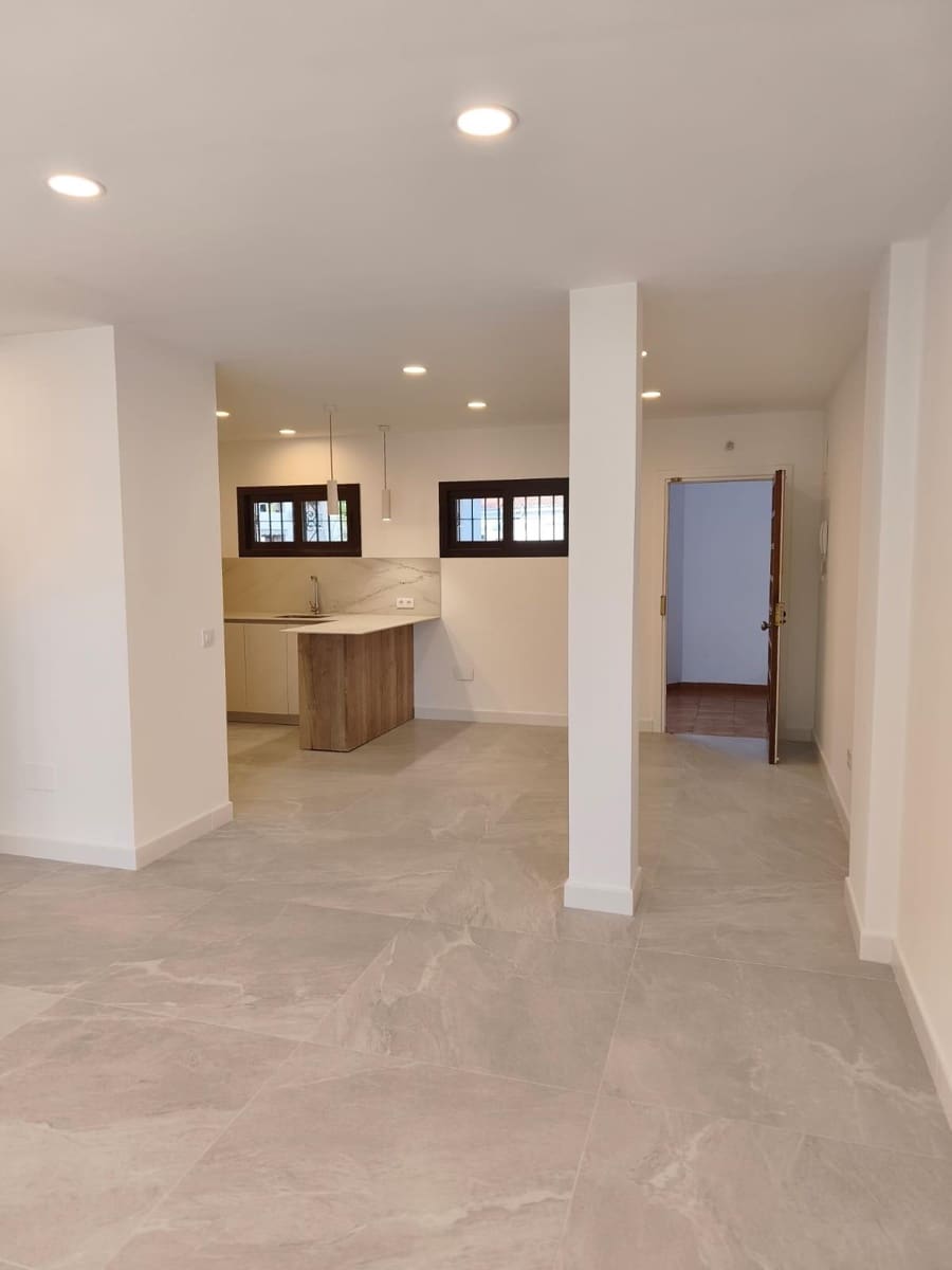 1 Zimmer Apartment zu vermieten in Fuengirola mit Pool Garage - 1.500 € (Ref: 9908079)