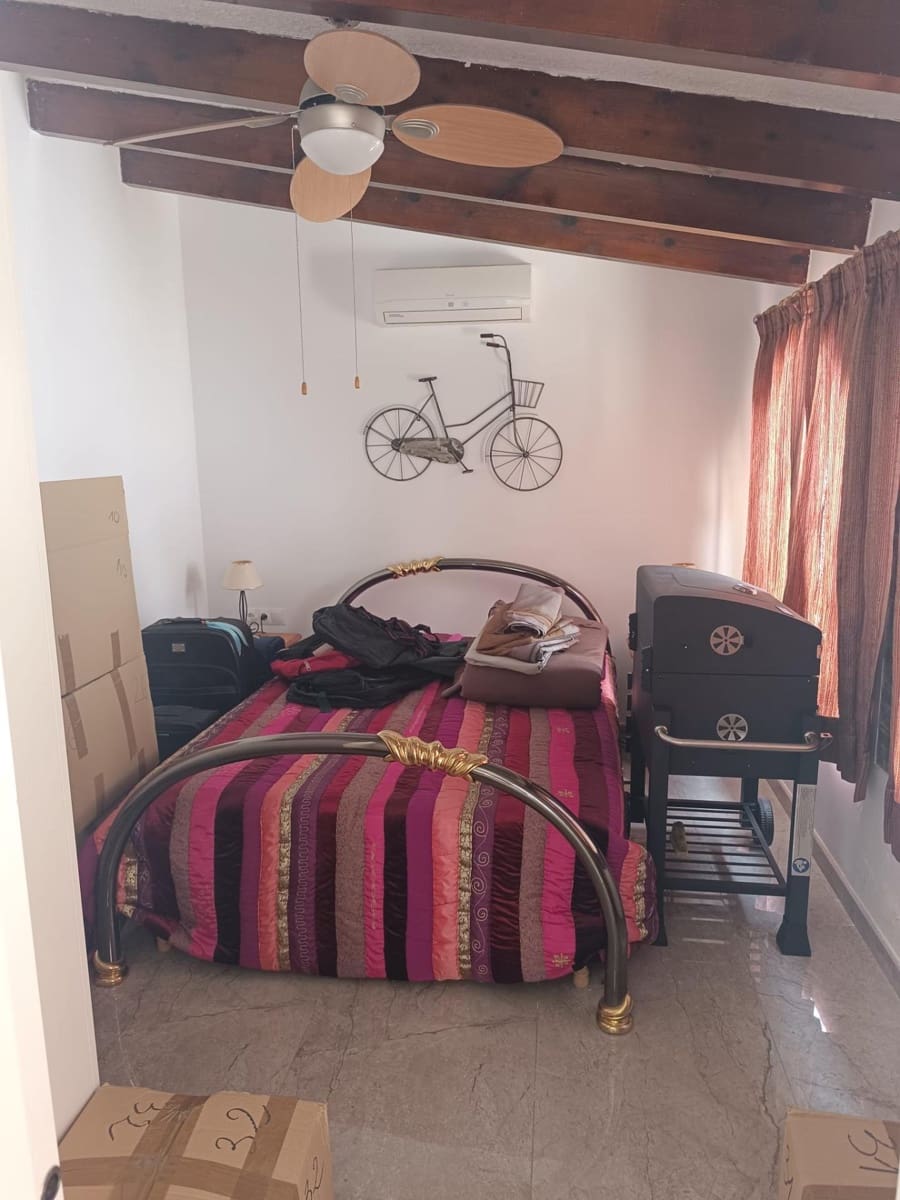 4 bedroom Townhouse for sale in Benalmadena with pool garage - € 650,000 (Ref: 9924656)