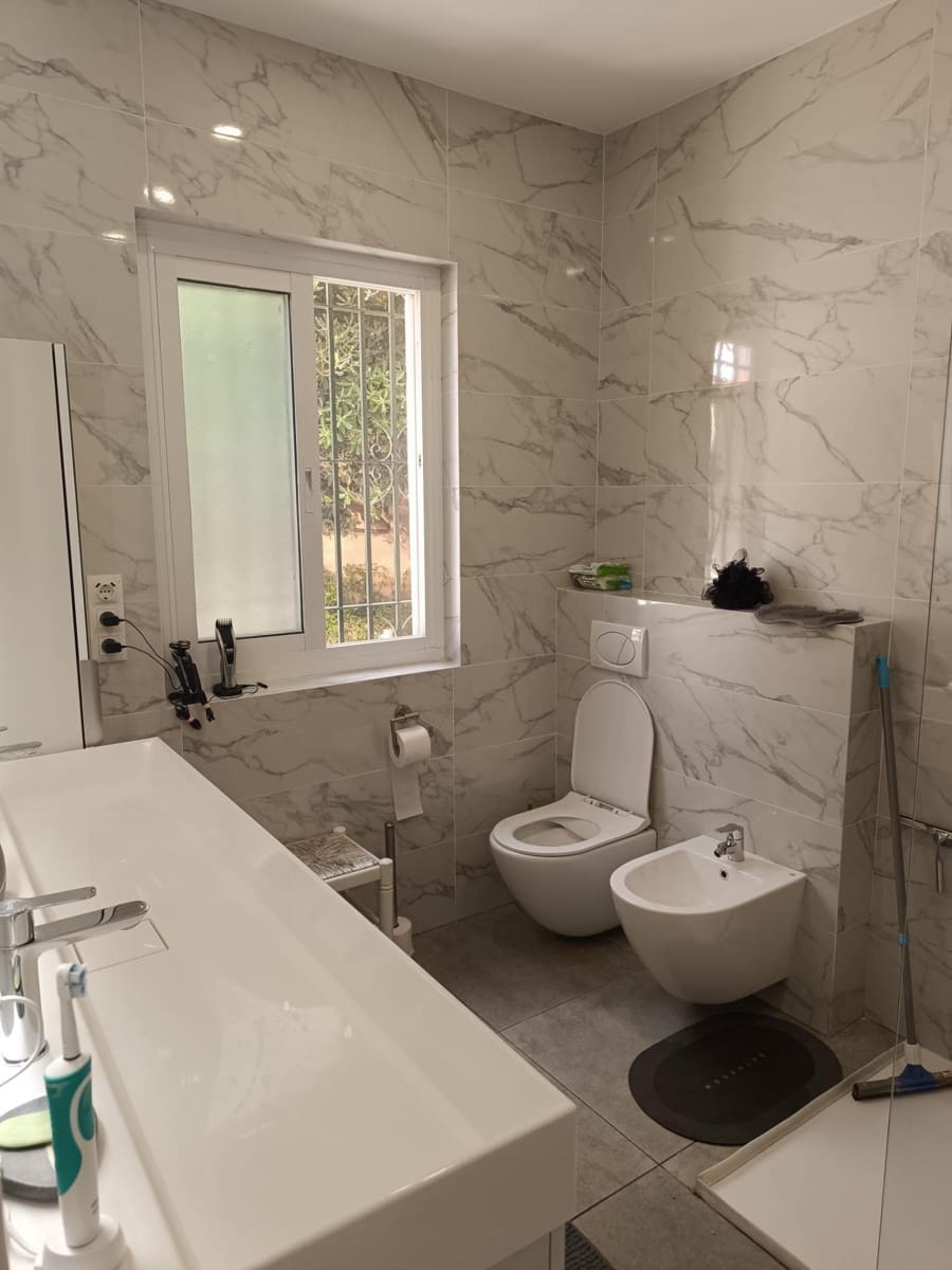 4 bedroom Townhouse for sale in Benalmadena with pool garage - € 650,000 (Ref: 9924656)