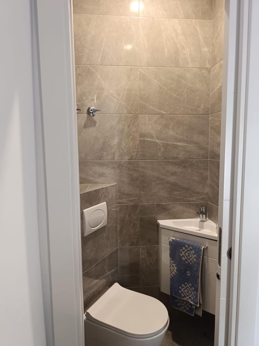 4 bedroom Townhouse for sale in Benalmadena with pool garage - € 650,000 (Ref: 9924656)