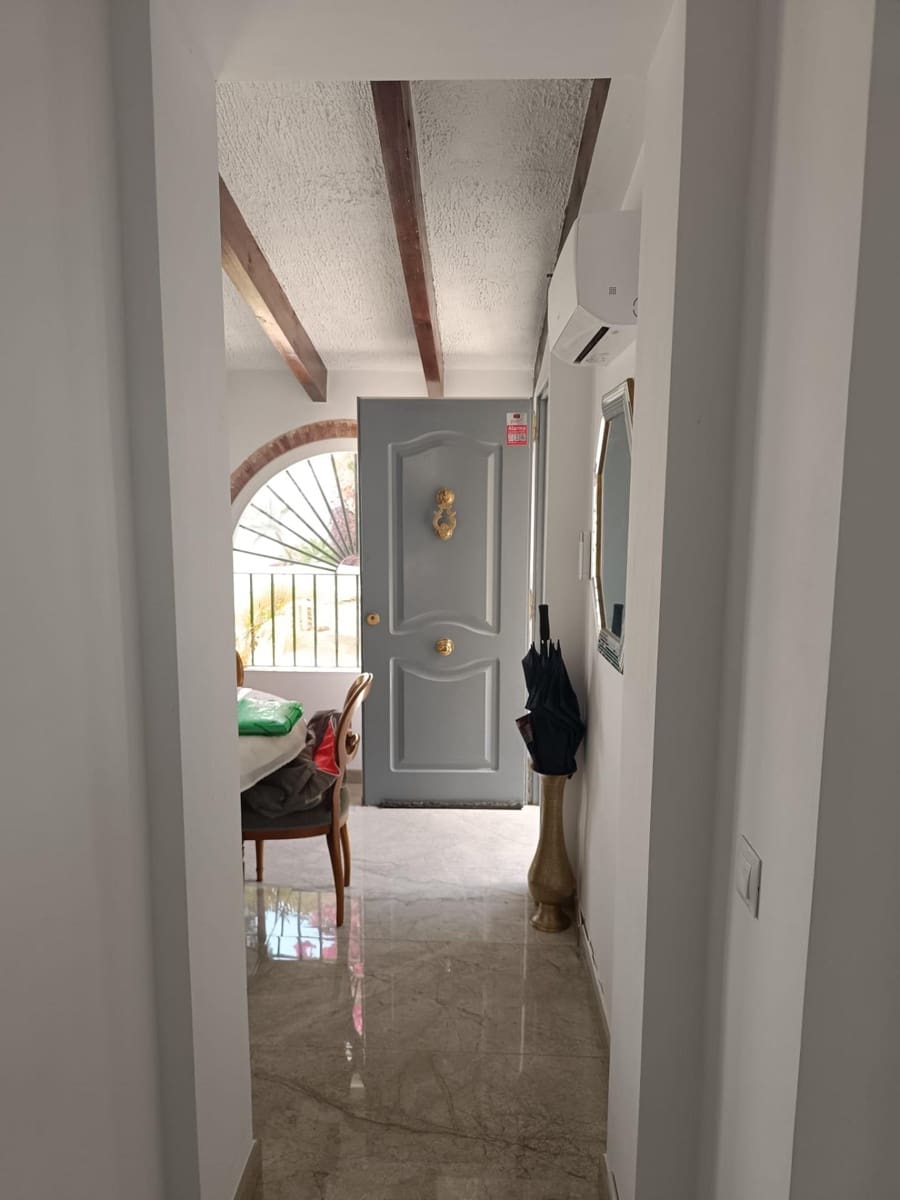 4 bedroom Townhouse for sale in Benalmadena with pool garage - € 650,000 (Ref: 9924656)