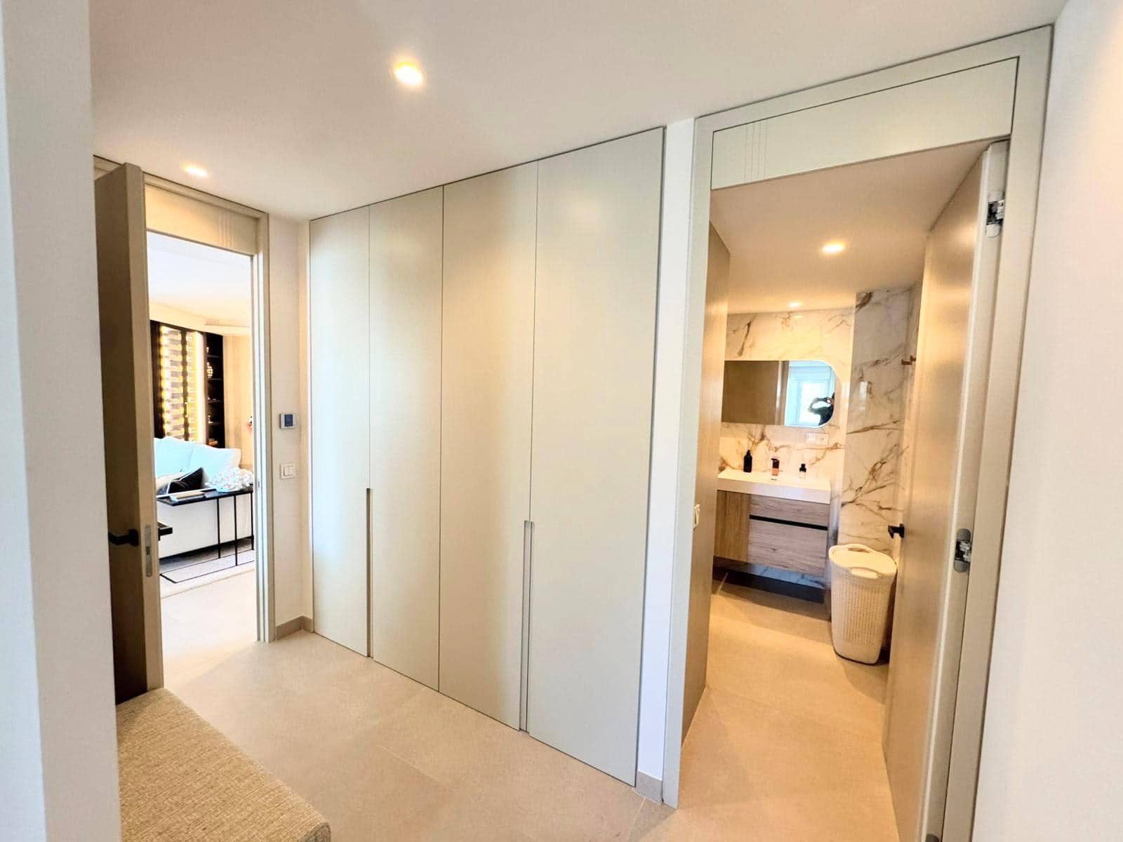 3 bedroom Flat for sale in Puerto Banus with pool garage - € 2,333,000 (Ref: 9930816)