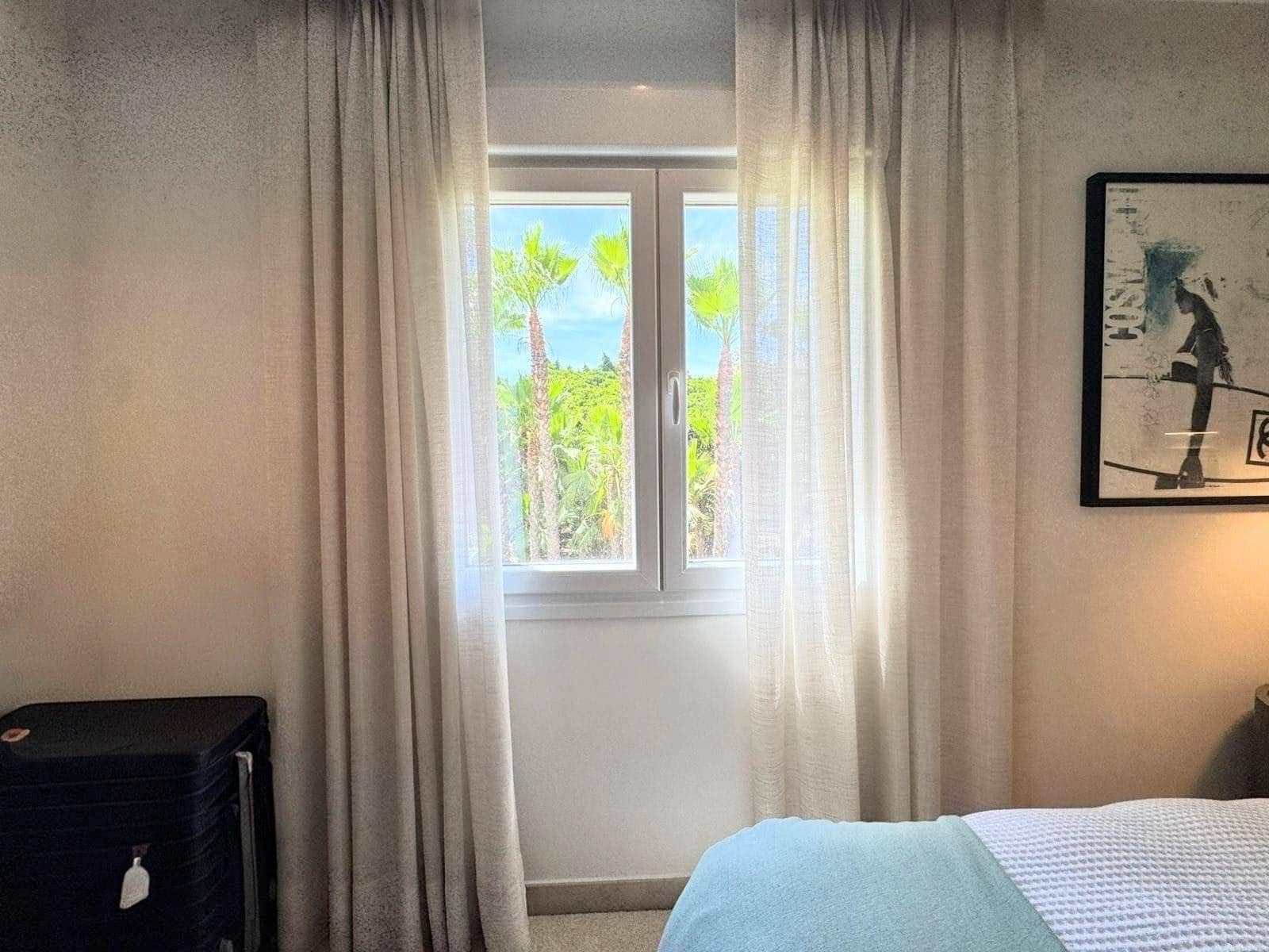 3 bedroom Flat for sale in Puerto Banus with pool garage - € 2,333,000 (Ref: 9930816)