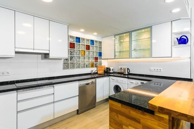 3 soverom Leilighet til salgs i Puerto Marina, Benalmádena med svømmebasseng - € 529 000 (Ref: 9934278)