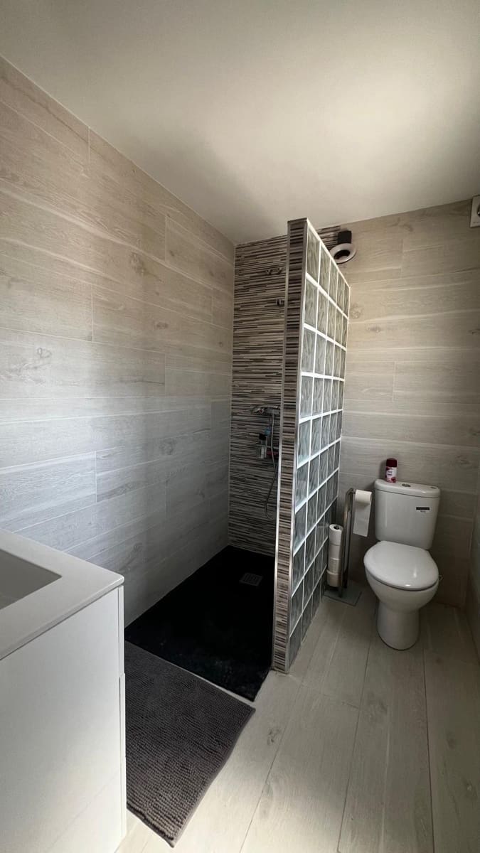 3 soveværelse Villa til salg i Fuengirola med swimmingpool - € 270.000 (Ref: 9936460)