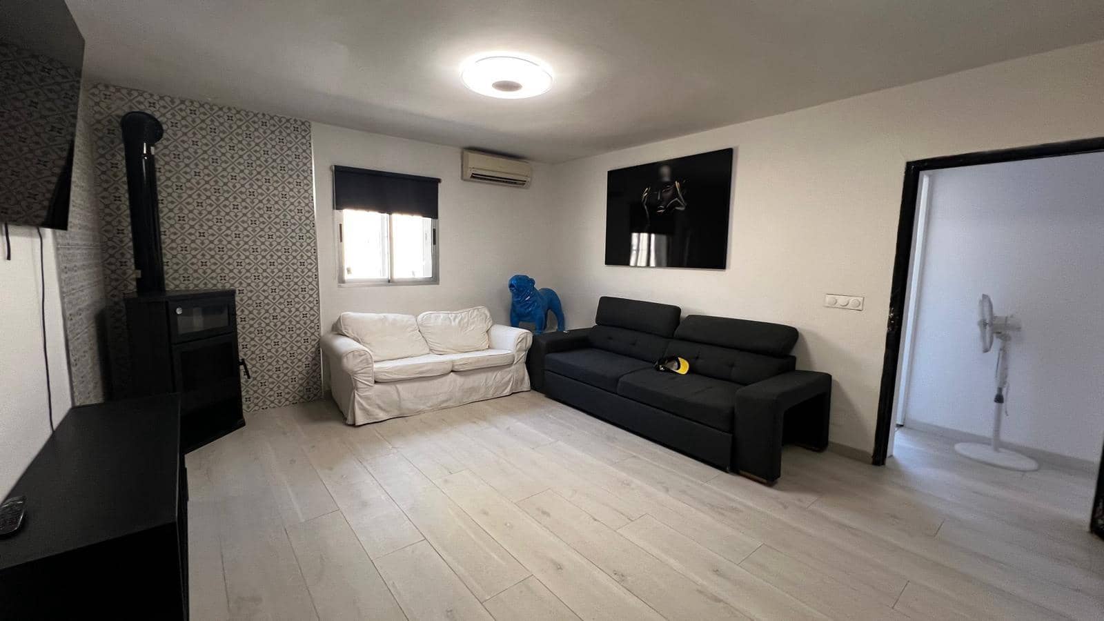 3 soveværelse Villa til salg i Fuengirola med swimmingpool - € 270.000 (Ref: 9936460)