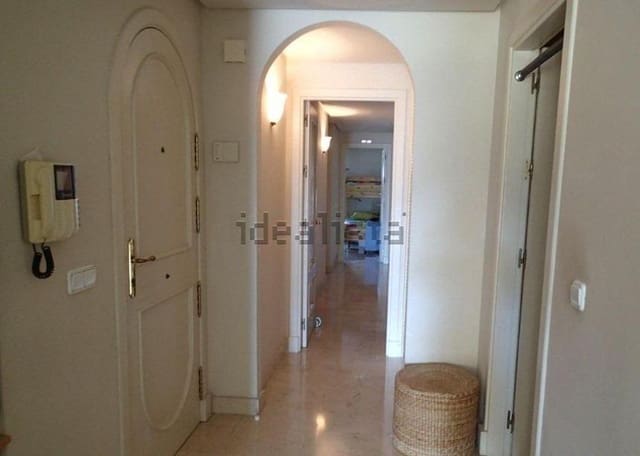 2 soverom Leilighet til salgs i Benalmádena med svømmebasseng garasje - € 720 000 (Ref: 9938275)