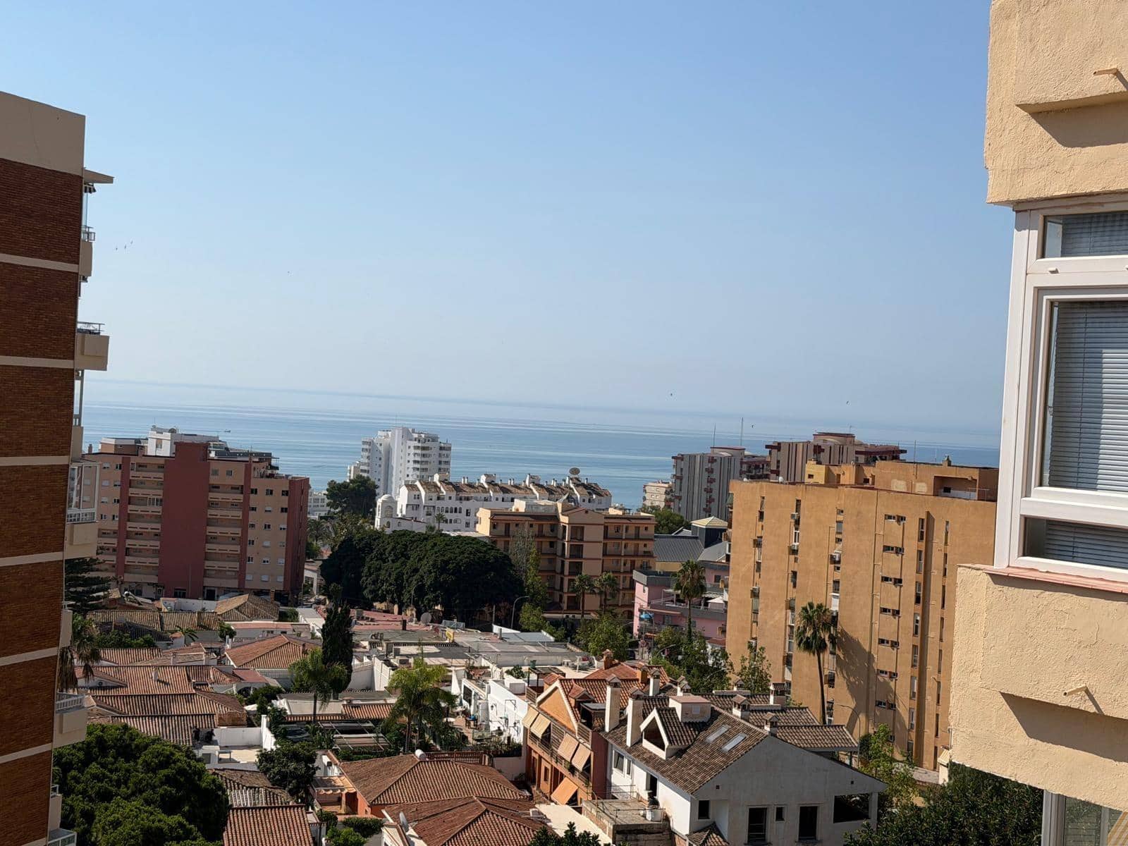 2 sovrum Lägenhet till salu i Benalmadena med pool - 285 000 € (Ref: 9949855)