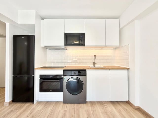 2 soveværelse Lejlighed til salg i Benalmádena med swimmingpool - € 285.000 (Ref: 9949855)