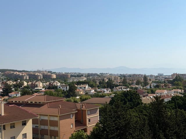 2 soveværelse Lejlighed til salg i Benalmádena med swimmingpool - € 285.000 (Ref: 9949855)