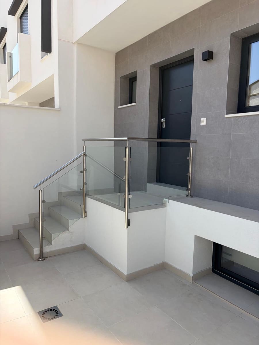 3 bedroom Terraced Villa for sale in Las Lagunas de Mijas with pool garage - € 455,000 (Ref: 9958042)