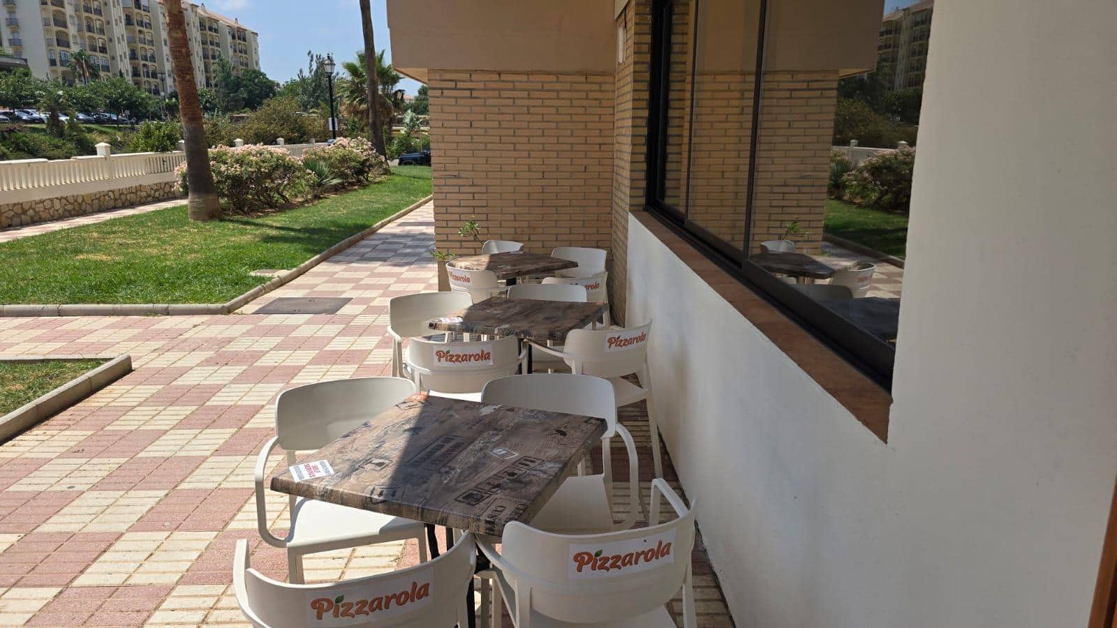 Erhverv til salg i Fuengirola - € 1.500.000 (Ref: 9994305)