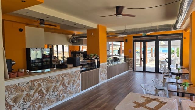 Erhverv til salg i Los Boliches , Fuengirola - € 1.500.000 (Ref: 9994305)