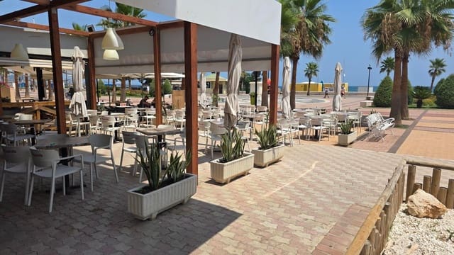 Erhverv til salg i Los Boliches , Fuengirola - € 1.500.000 (Ref: 9994305)