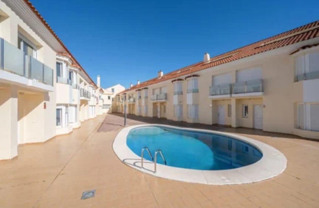 4 soverom Rekkehus til salgs i Fuengirola med svømmebasseng garasje - € 499 000 (Ref: 9998871)