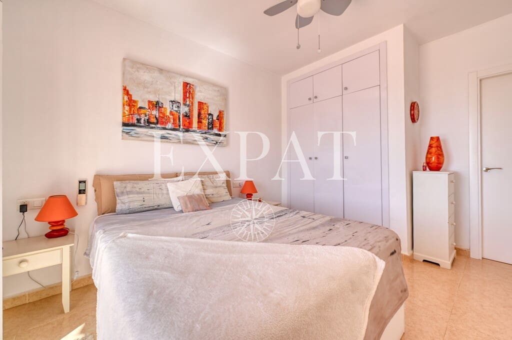 3 sypialnia Finka/Dom wiejski na sprzedaż w Sayalonga z basenem garażem - 875 000 € (Ref: 10080586)