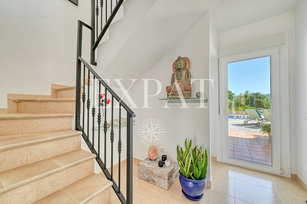 3 sypialnia Finka/Dom wiejski na sprzedaż w Sayalonga z basenem garażem - 875 000 € (Ref: 10080586)