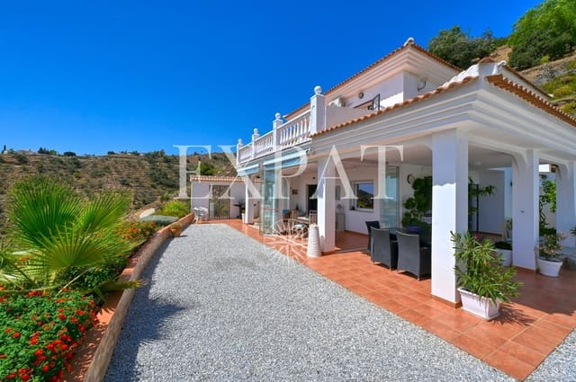 3 sypialnia Finka/Dom wiejski na sprzedaż w Sayalonga z basenem garażem - 875 000 € (Ref: 10080586)