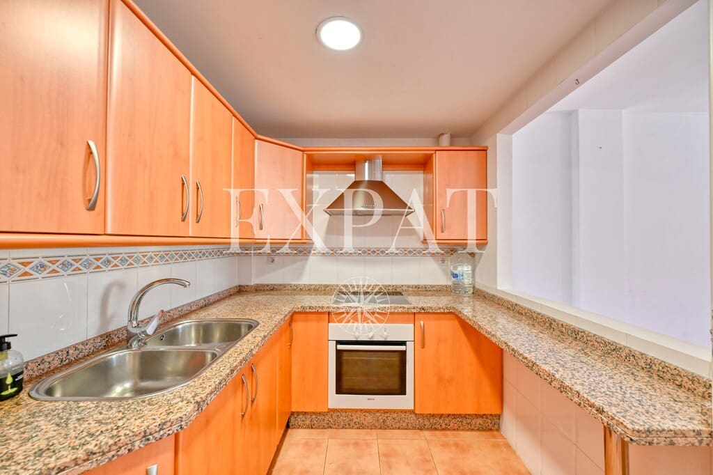 2 slaapkamer Huis te huur in Benajarafe met zwembad - € 1.200 (Ref: 10099798)