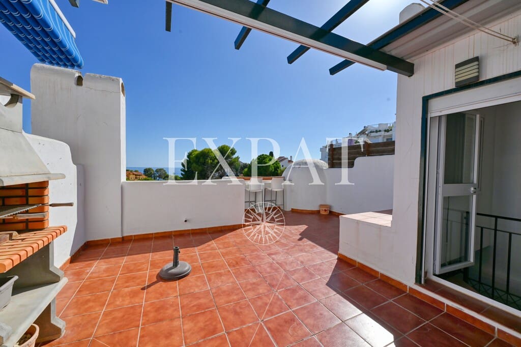 2 slaapkamer Huis te huur in Benajarafe met zwembad - € 1.200 (Ref: 10099798)