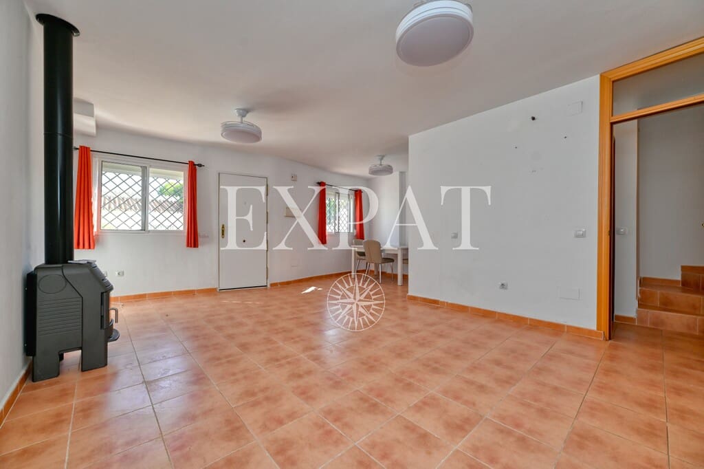 2 slaapkamer Huis te huur in Benajarafe met zwembad - € 1.200 (Ref: 10099798)