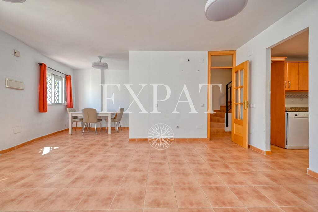 2 slaapkamer Huis te huur in Benajarafe met zwembad - € 1.200 (Ref: 10099798)