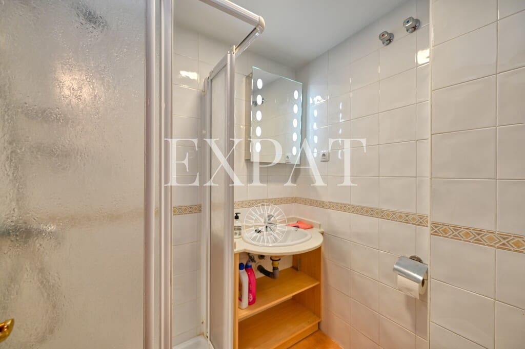 2 slaapkamer Huis te huur in Benajarafe met zwembad - € 1.200 (Ref: 10099798)